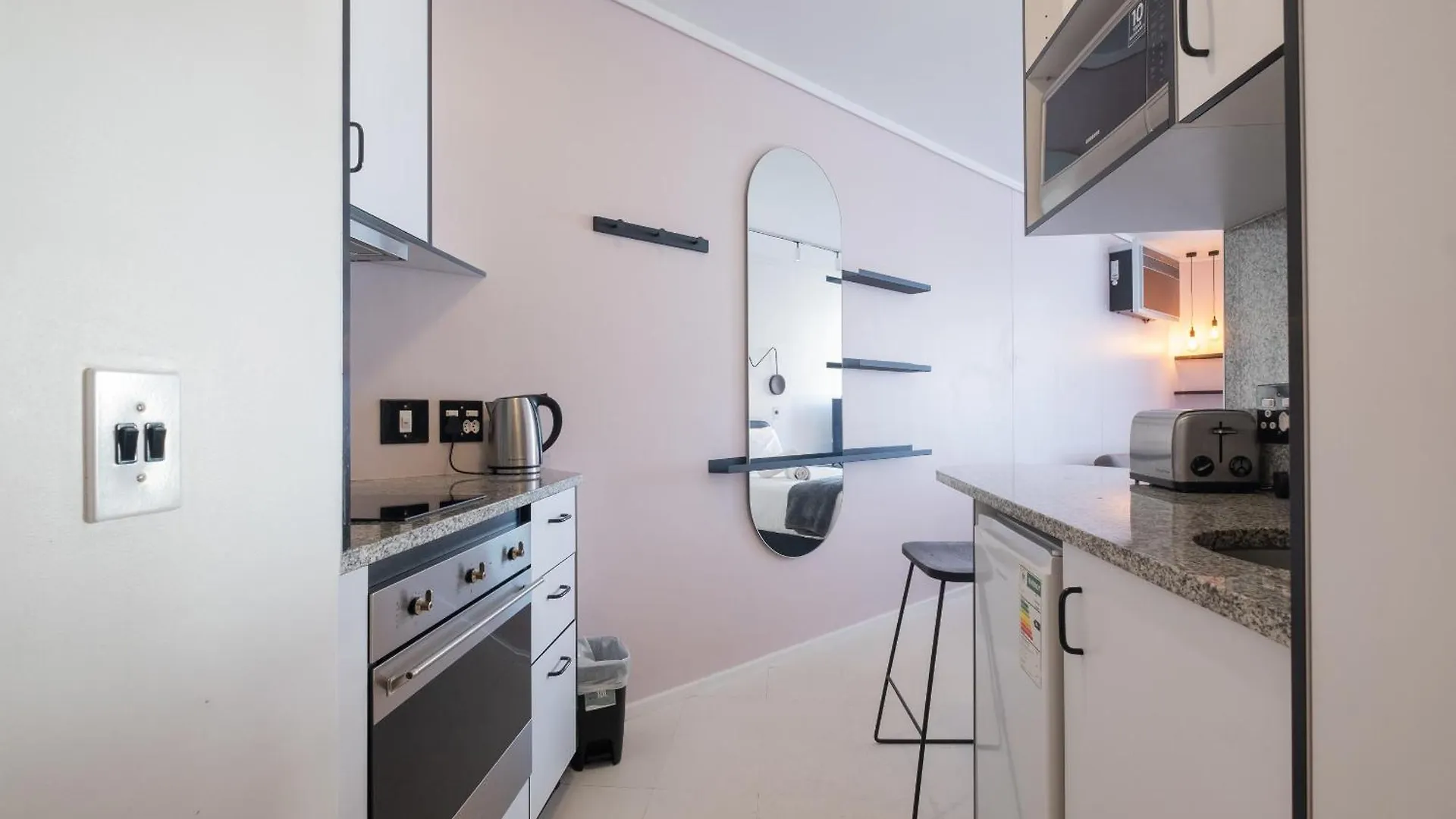 Flamingo 206: Sea Point Aprt Near Beaches Cape Town Apartment